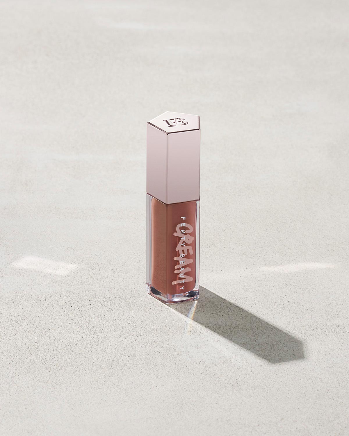 Gloss Bomb Cream Color Drip Lip Cream ?? Fenty Glow