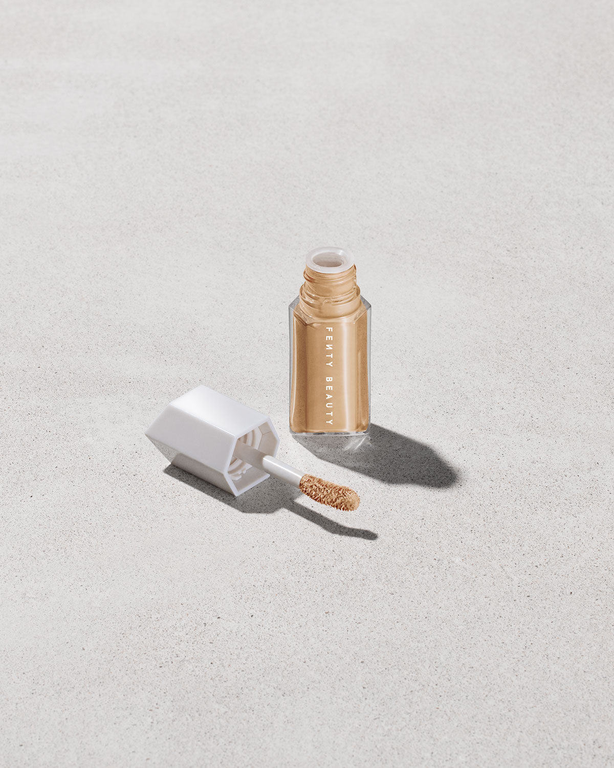We're Even Hydrating Longwear Concealer ?? 265W - Image 15