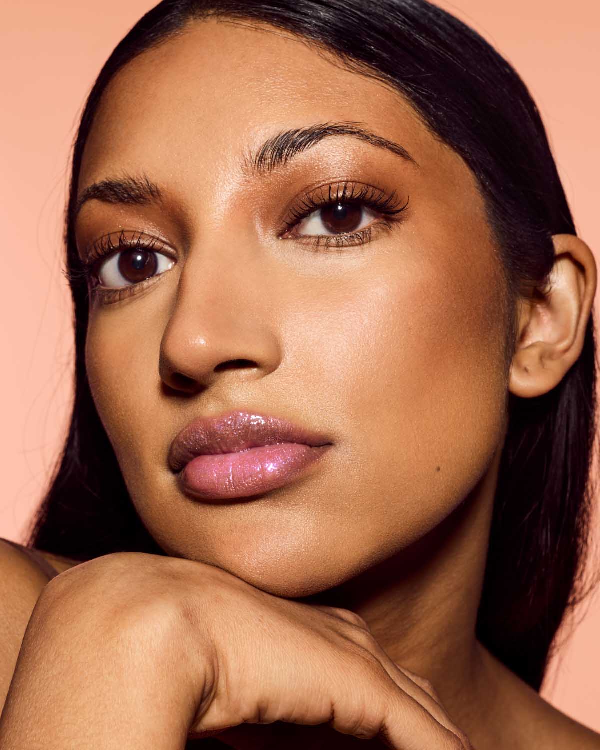 Gloss Bomb Universal Lip Luminizer ?? Grape Splash - Image 2