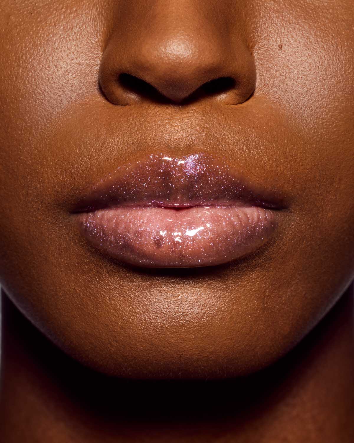 Gloss Bomb Universal Lip Luminizer ?? Grape Splash - Image 3