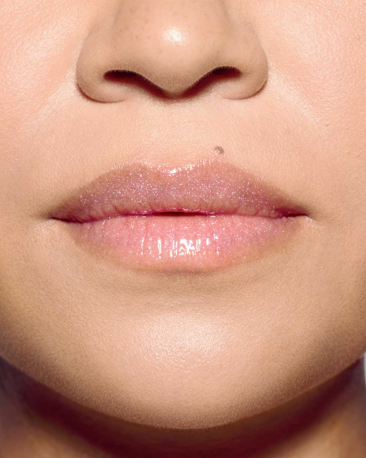 Gloss Bomb Universal Lip Luminizer ?? Grape Splash - Image 5
