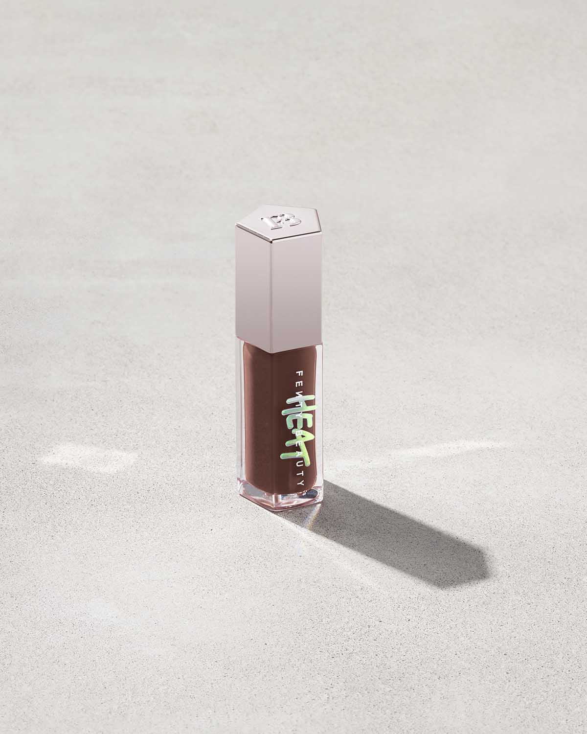 Gloss Bomb Heat Universal Lip Luminizer + Plumper ?? Hot Chocolit Heat