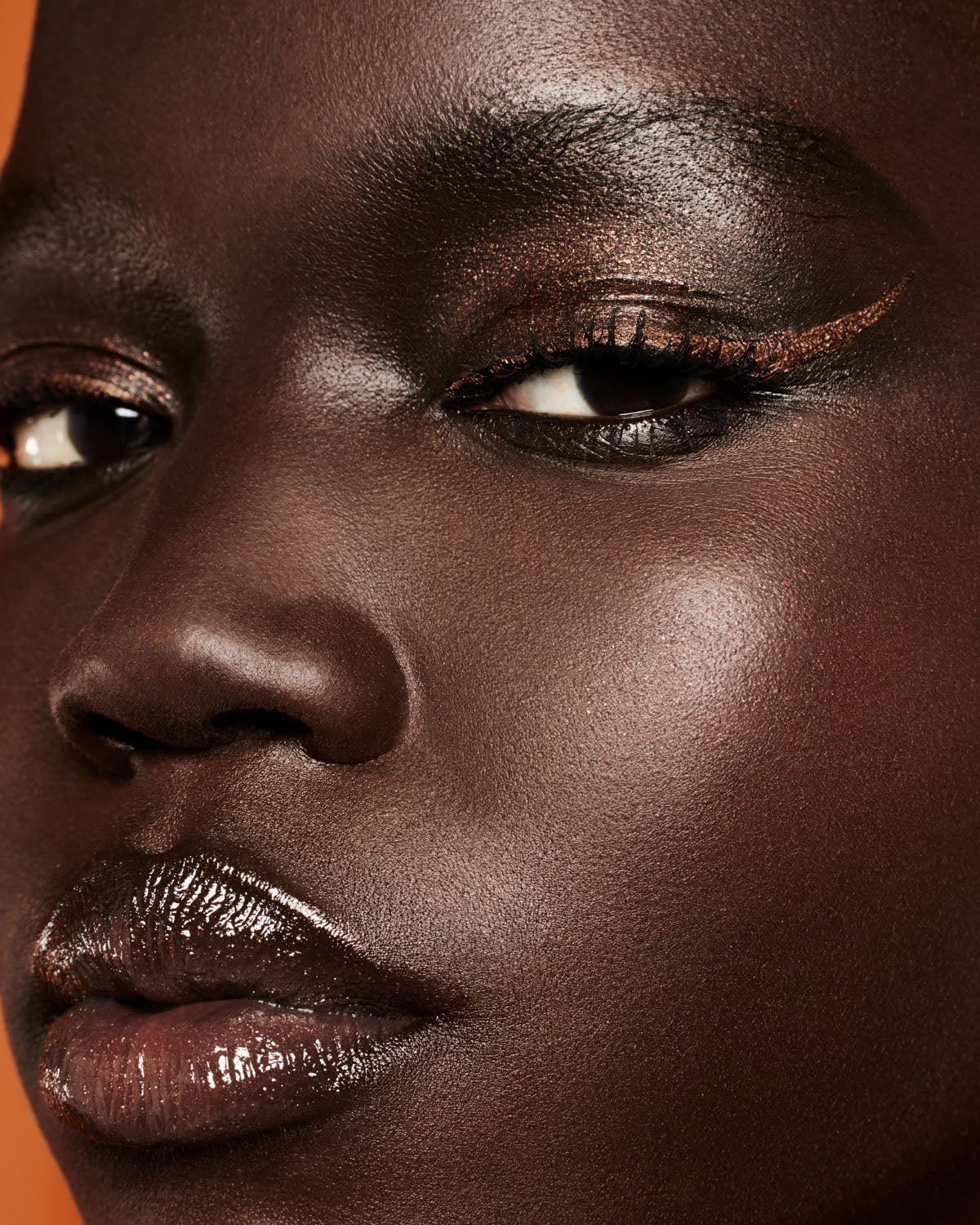 Glitty Lid Shimmer Liquid Eyeliner ?? Bronze All Ova Collection: Boozy Bronze - Image 3