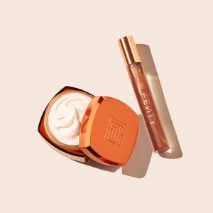 Fenty Eau De Parfum Travel Spray + Mini Body Cr??me Set